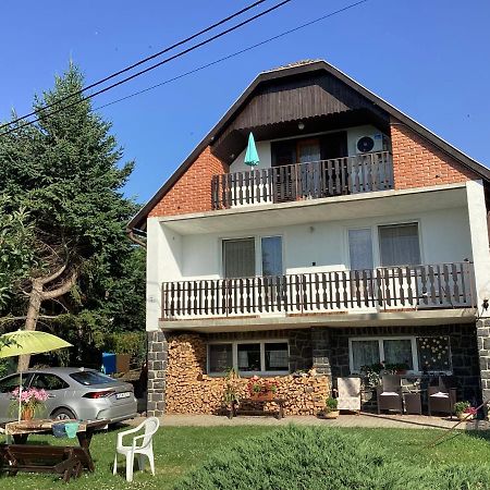 Ibolya Apartman Apartment Badacsony Luaran gambar